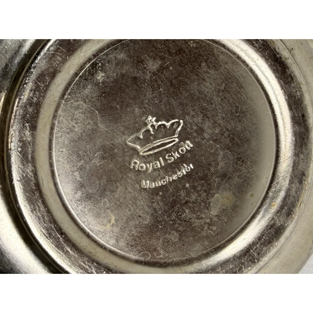 Royal Skolt Manchester vintage royal